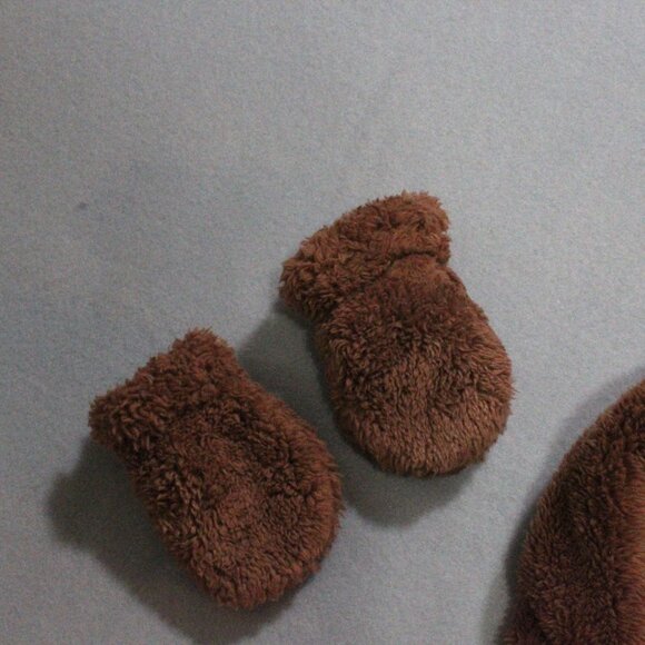 Baby Sherpa Jacket Set Size 6-9 M Brown Bear Hat + Mittens - Picture 5 of 6